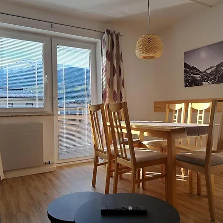 In A Quiet Location Near Wildkogel Arena Daire
